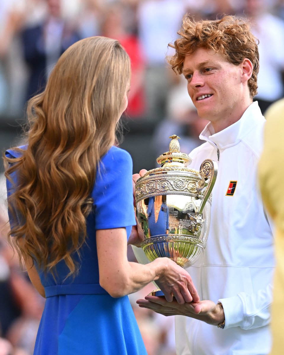 Jannik I, new prince of Wimbledon ✨

#Wimbledon