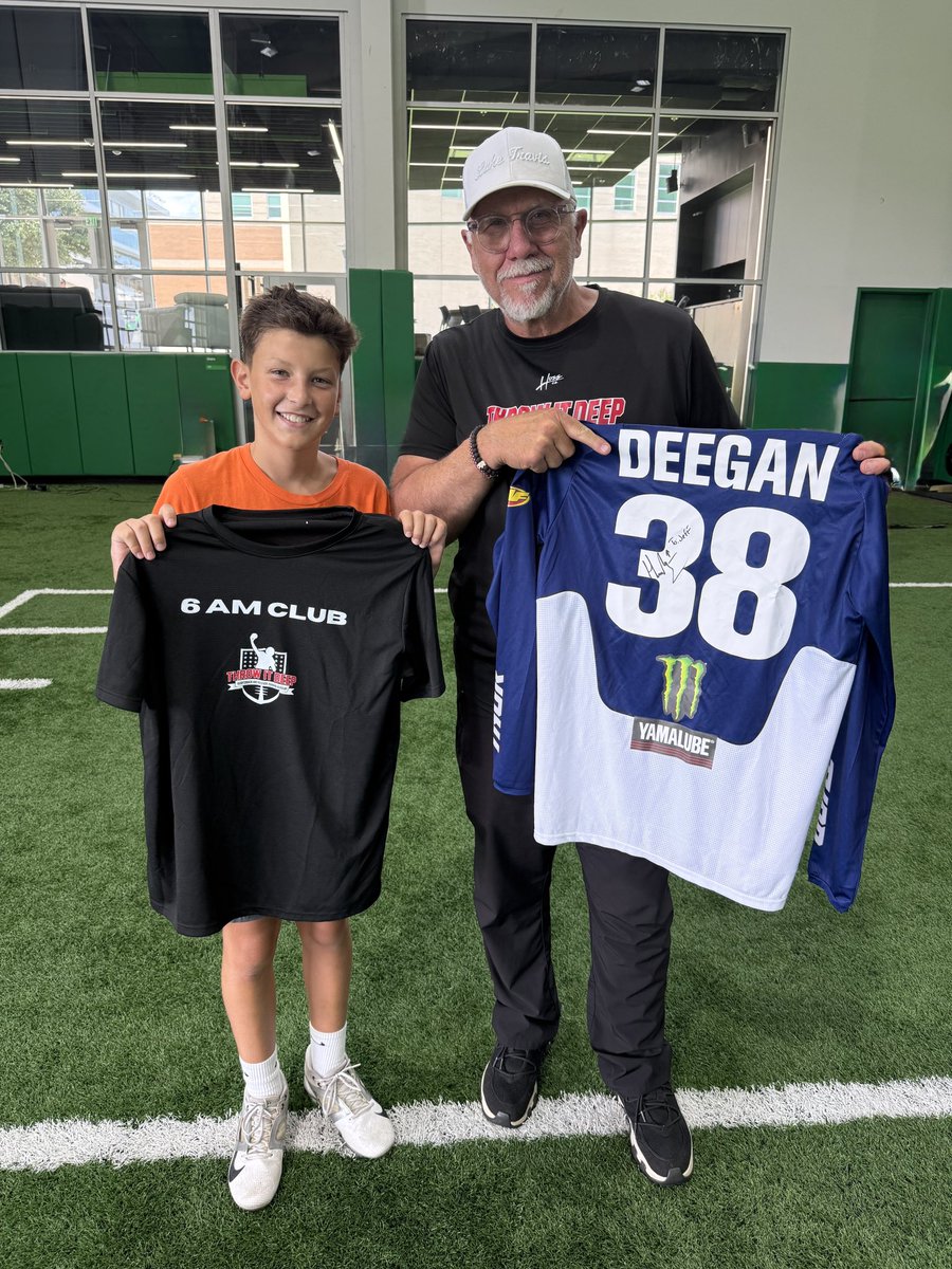 Daxon Abney Qb ‘31 (@daxonabney) on Twitter photo Mixing football with moto. Thanks <a href="/haidendeeg/">Haiden Deegan</a> for helping me surprise <a href="/J_ChristensenQB/">Jeff Christensen</a> with a jersey.
<a href="/ThrowItDeep/">Throw It Deep</a> <a href="/SupercrossLIVE/">Supercross LIVE!</a> <a href="/MonsterEnergy/">Monster Energy</a> <a href="/yamaharacingcom/">Yamaha Racing</a> <a href="/supermotocross/">SuperMotocross</a> Mixing football with moto. Thanks <a href="/haidendeeg/">Haiden Deegan</a> for helping me surprise <a href="/J_ChristensenQB/">Jeff Christensen</a> with a jersey.
<a href="/ThrowItDeep/">Throw It Deep</a> <a href="/SupercrossLIVE/">Supercross LIVE!</a> <a href="/MonsterEnergy/">Monster Energy</a> <a href="/yamaharacingcom/">Yamaha Racing</a> <a href="/supermotocross/">SuperMotocross</a>