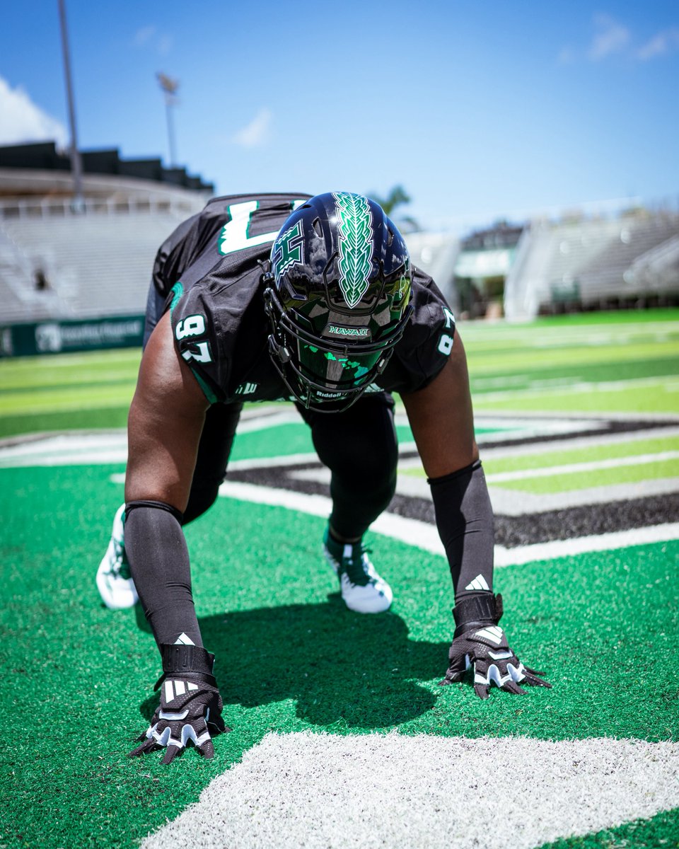 WELCOME <a href="/JordanLynch2024/">Jordan “J” Lynch</a>!  ANOTHER LONG, ATHLETIC, 290 POUND INSIDE GUY - TIME TO GET TO WORK WITH THE REST OF THE DT HUI - EACH MAN MUST BRING HIS BEST FOR US TO BE THE UNIT, THE DEFENSE, THE <a href="/HawaiiFootball/">Hawaii Football</a> TEAM WE CAN BE!  ITS GONNA TAKE ALL OF US COMPETING AT OUR HIGHEST