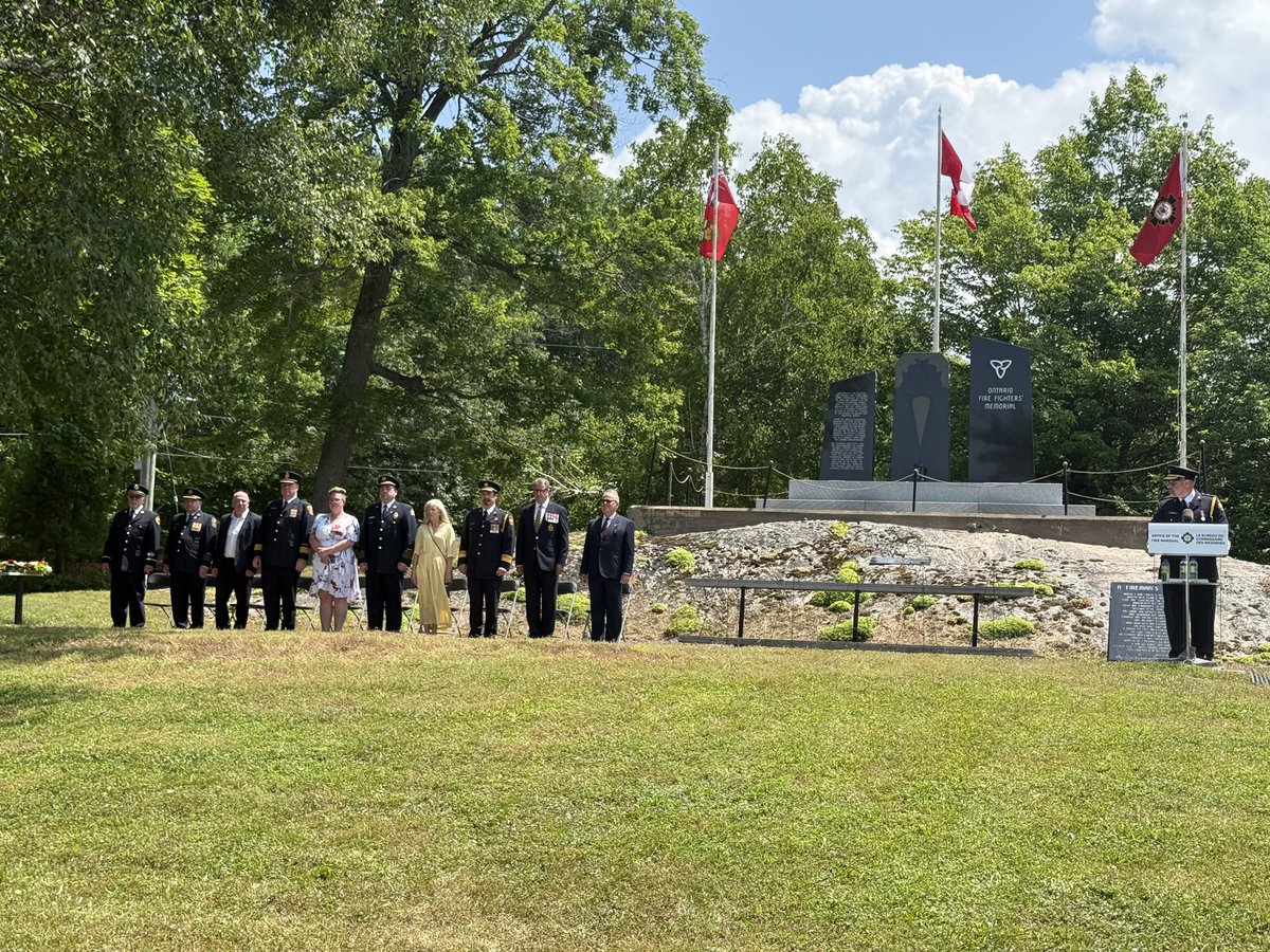 BFES Honour Guard tweet media