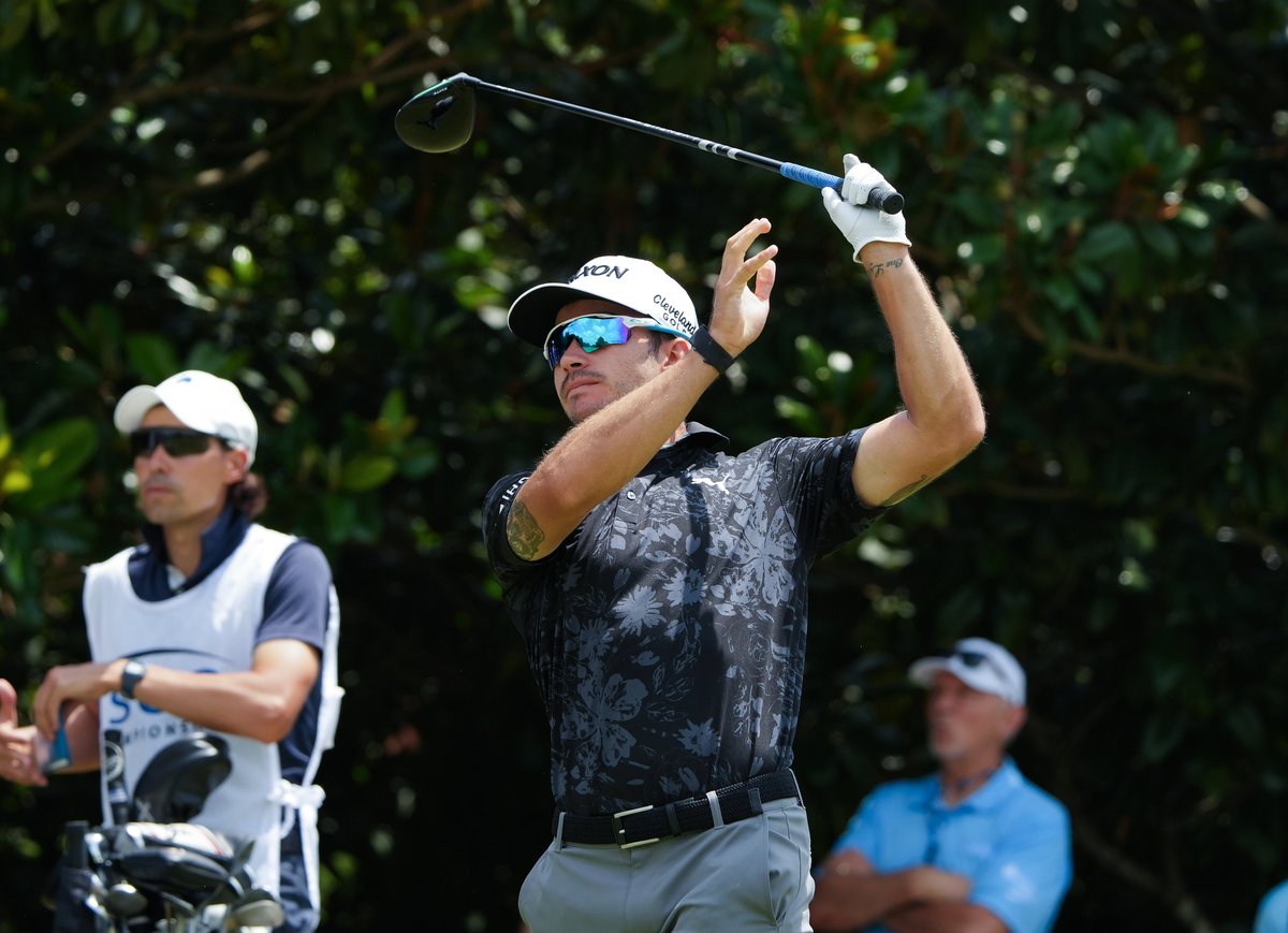 CJ_Upshot's tweet image. Players hit the course during the fourth and final round of the ISCO Championship golf tournament at the Hurstbourne Country Club in Louisville, Ky.