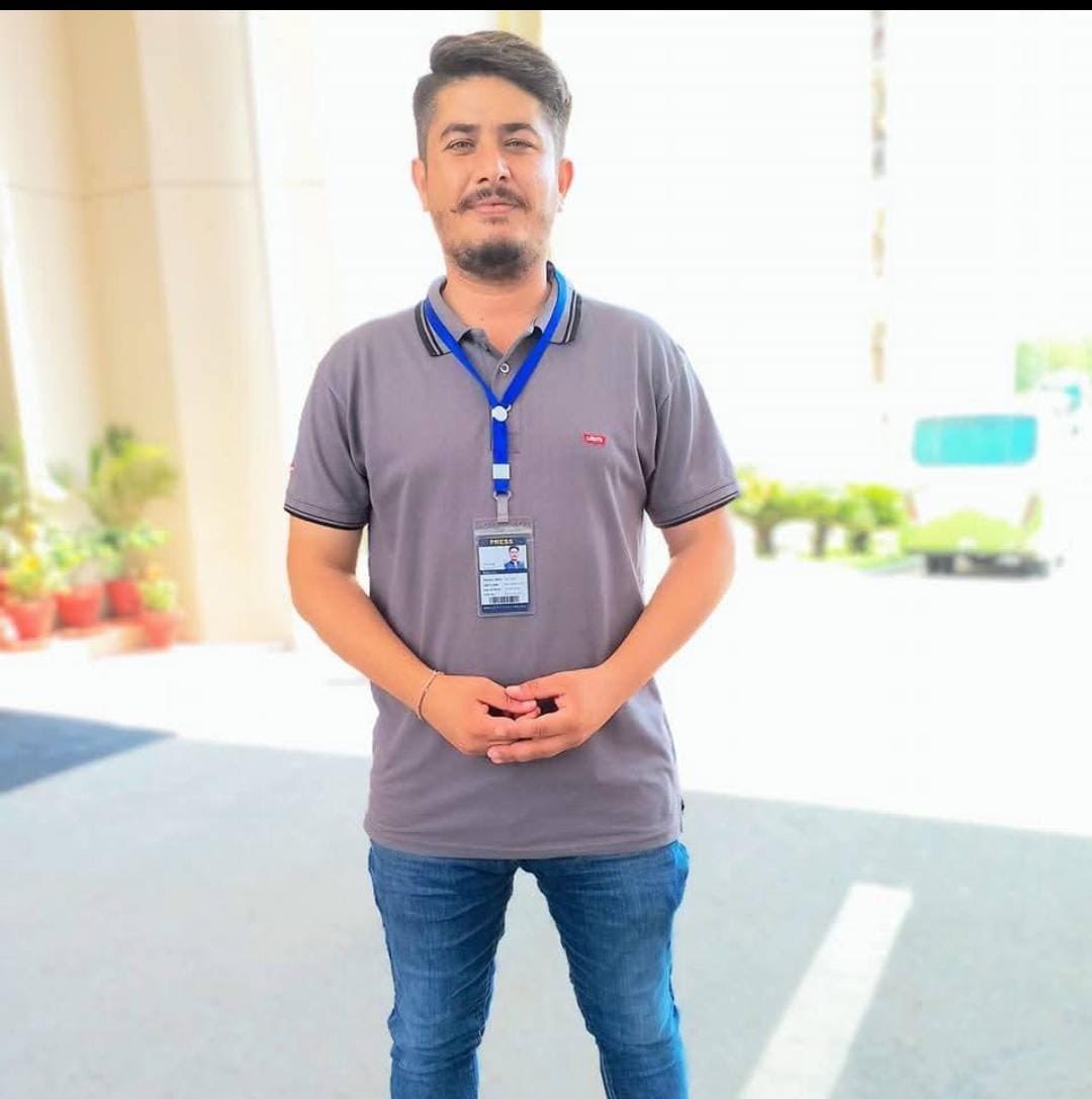 Digital media #journalist Nigar Khan Niazi has been missing for two days. Police say they don't know. Other agencies are also denying his arrest or abduction. Family is in deep distress. 
#ReleaseNigarNiazi