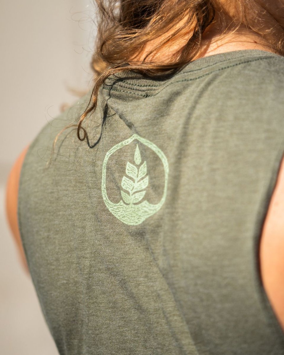 Meet our Tri-Blend Muscle Tank, your new go-to for active days, brewery hangs, and everything in between.

Made with:
♻️ 50% recycled polyester
🌱 25% organic cotton
🌿 25% modal

Available at all Pure Project taproom locations.

shop.purebrewing.org/products/tri-b…