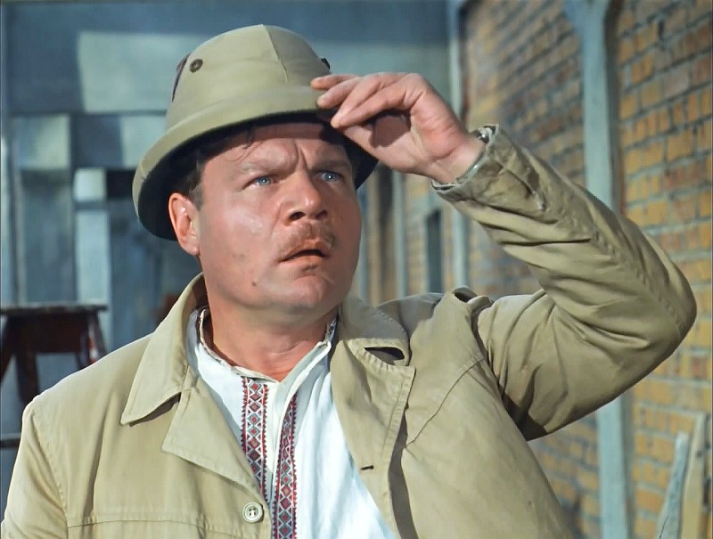 Russia's tweet image. ๐ญ #OTD in 1923 a genius of Soviet comedy Mikhail #Pugovkin was born.
His legendary roles in "Ivan Vasilievich", "Wedding in Malinovka" & others made him national treasure.
In 1941, he volunteered to fight the Nazis, was wounded, helped bring #Victory closer.
True #ManOfSteel