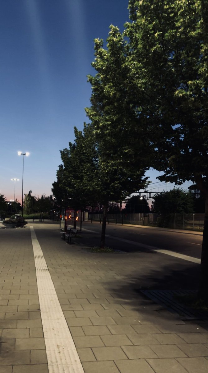 silverseii's tweet image. summer nights &amp;gt; 
(this was midnight)