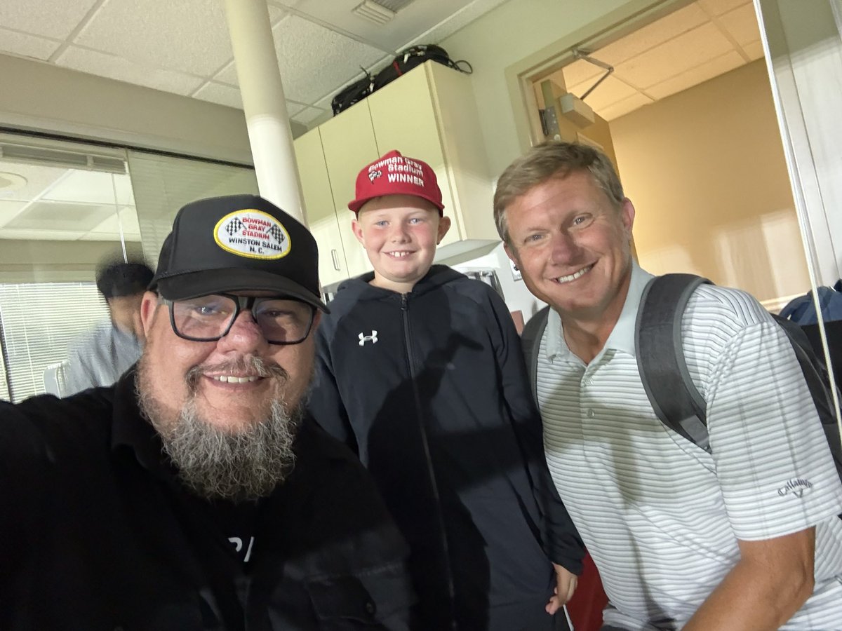 Matthew Dillner (@matthewdillner) on Twitter photo Last night I had the awesome opportunity to share the <a href="/FloRacing/">FloRacing</a> booth with my brother <a href="/bobdillner/">Bob Dillner</a> at my fav place <a href="/BGSRacing/">Bowman Gray Stadium</a>. Nights like this fortify my love for our sport! Doing it as a family is so special. Grateful.
📸 Will McDermitt Last night I had the awesome opportunity to share the <a href="/FloRacing/">FloRacing</a> booth with my brother <a href="/bobdillner/">Bob Dillner</a> at my fav place <a href="/BGSRacing/">Bowman Gray Stadium</a>. Nights like this fortify my love for our sport! Doing it as a family is so special. Grateful.
📸 Will McDermitt