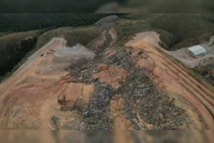 ➡️"Comparado ao Césio-137", diz chefe no ICMBio sobre tragédia em lixão

Fábio Miranda, chefe da APA em que o lixão Ouro Verde foi instalado, afirmou que os danos ambientais registrados são "gigantescos"

Leia: curt.link/QjgEL