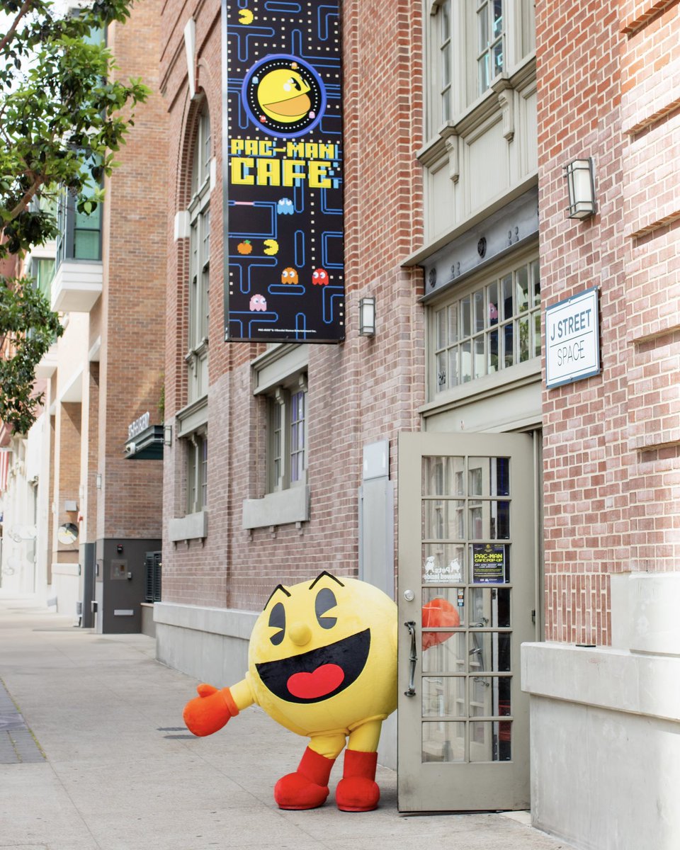 officialpacman's tweet image. PAC-MAN Cafe grand opening was CHOMP-TASTIC! 🍽️ 🍒
Stop by 323 Seventh Ave, San Diego (right outside Petco Park) from 11am-8pm for themed food, exclusive merchandise, and free-to-play games. Open every day until August 3rd, 2025.