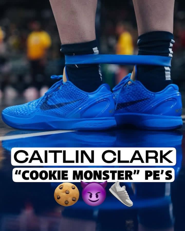 LaceLounge's tweet image. Caitlin Clark debuted the “Cookie Monster” Nike Kobe 6 PE against the Wings tonight 🍪💙

Should Nike drop these or leave ‘em courtside only? 🤔🔥
#caitlinclark #caitlin #nike #nikekobe6 #kobe6 #sesamestreet #cookiemonster #wnba #indianafever
