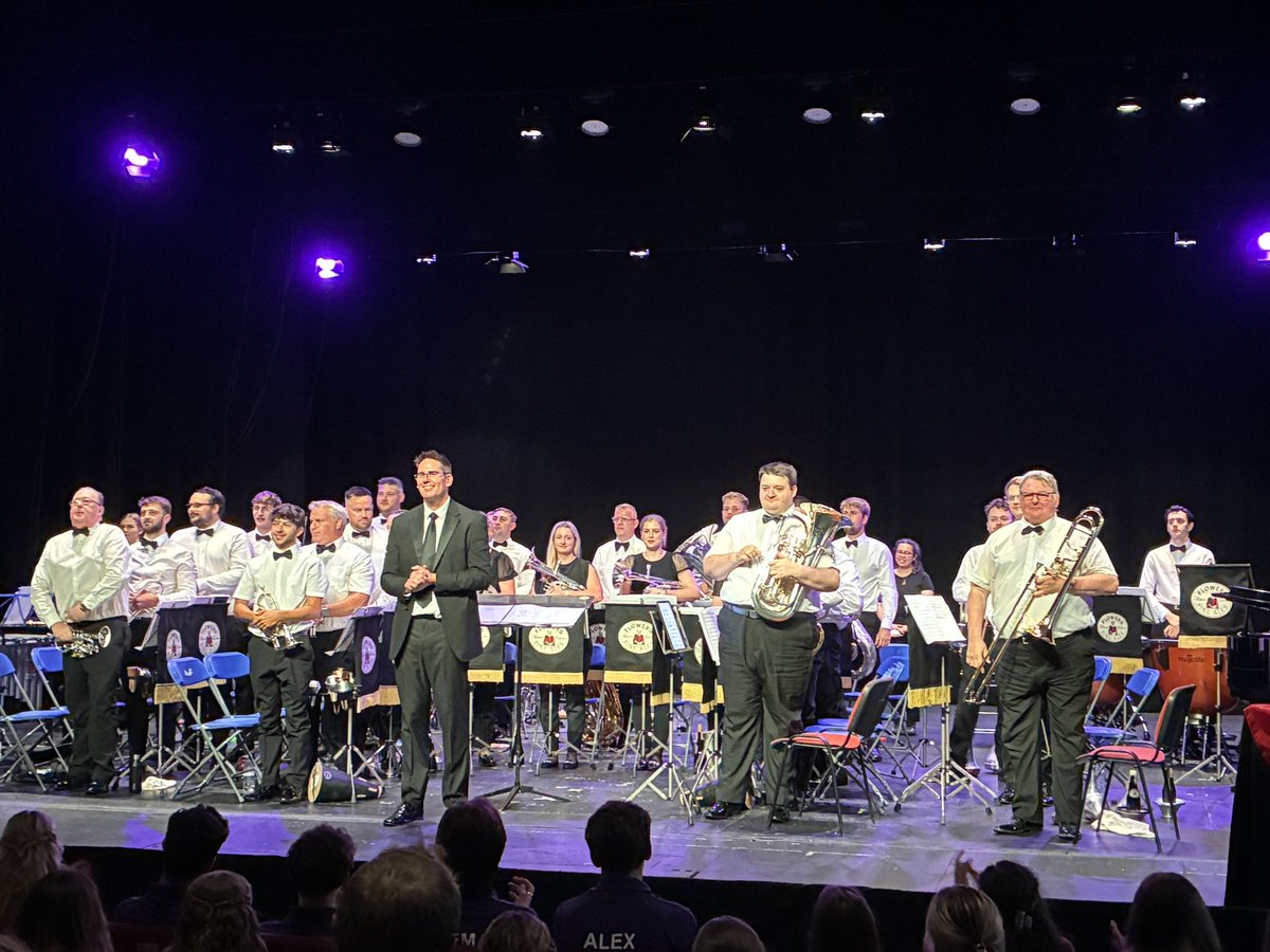 Huge thanks to Flowers Band and Paul Holland for the most beautiful performance of my ‘Serenata’ this afternoon in Cheltenham - and for asking me to say a few words before the performance. Brilliant concert! 🎶