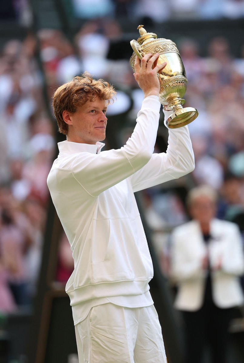 sachin_rt's tweet image. A match befitting a Wimbledon Final, both Sinner and Alcaraz kept demanding the best out of each other.
Congratulations Sinner, you belong to a special club today.
Well played Alcaraz, many more finals to come your way!