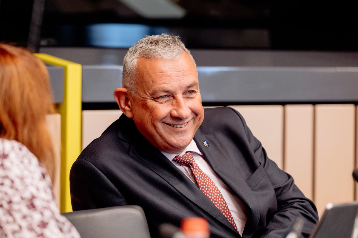 Let’s take a look at what 🇪🇺 Global Gateway means in action.

So far during my mandate, we’ve launched a number of projects that reflect the full scope of our strategy: energy, jobs, education, values, and sustainable finance.

Global Gateway is Europe’s strategic tool that