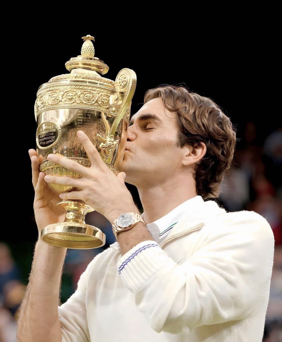 Yasser_RF103's tweet image. هذا الرجل ، يظل ويبقى هو أعظم بطل بتاريخ بطولة #ويمبلدون وملكاً لها 🏆 ، ويظل ويبقى هو أعظم لاعب بتاريخ رياضة التنس الأرضي 👑
-روجر فيدرير ❤️