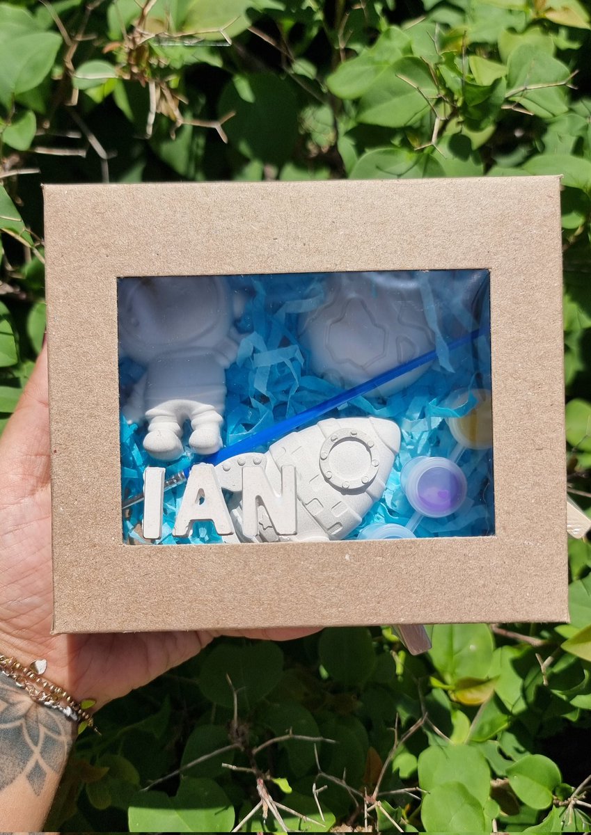CreandoAndo12's tweet photo. Lo personalizado rifa 🙈
#personalizados #figurasdeyesos #cajaspersonalizadas #colima https://t.co/OJp33OBbIg