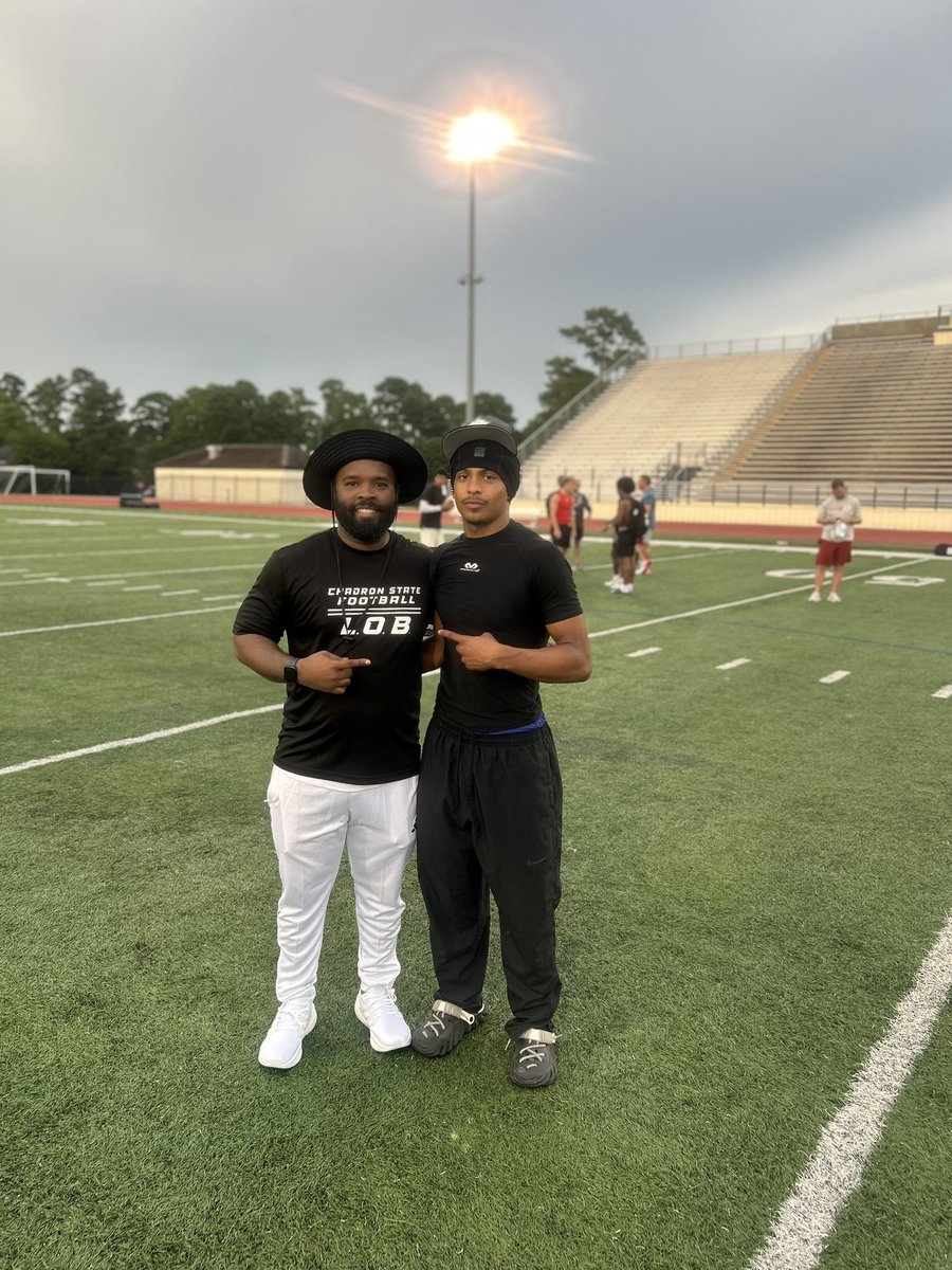 Nunu Kennedy (@nunukennedy) on Twitter photo Had a great camp yesterday at <a href="/MSUTexasFB/">Midwestern State Football</a> and a great conversation and got some great advice from <a href="/CoachHerb_/">Herbert Frazier</a> <a href="/CSCFootball/">Chadron State Football</a> Had a great camp yesterday at <a href="/MSUTexasFB/">Midwestern State Football</a> and a great conversation and got some great advice from <a href="/CoachHerb_/">Herbert Frazier</a> <a href="/CSCFootball/">Chadron State Football</a>