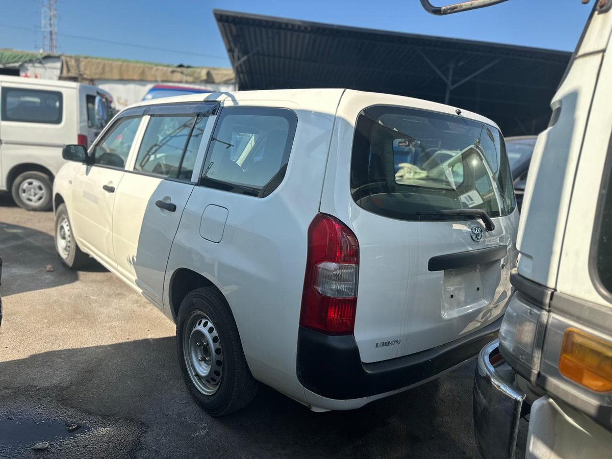 mikesfreightt's tweet photo. Very clean 
Toyota Probox 
1,5L engine capacity
2016 model 
Price before duty  $5500
0774316331 https://t.co/vLjOJuzTJF