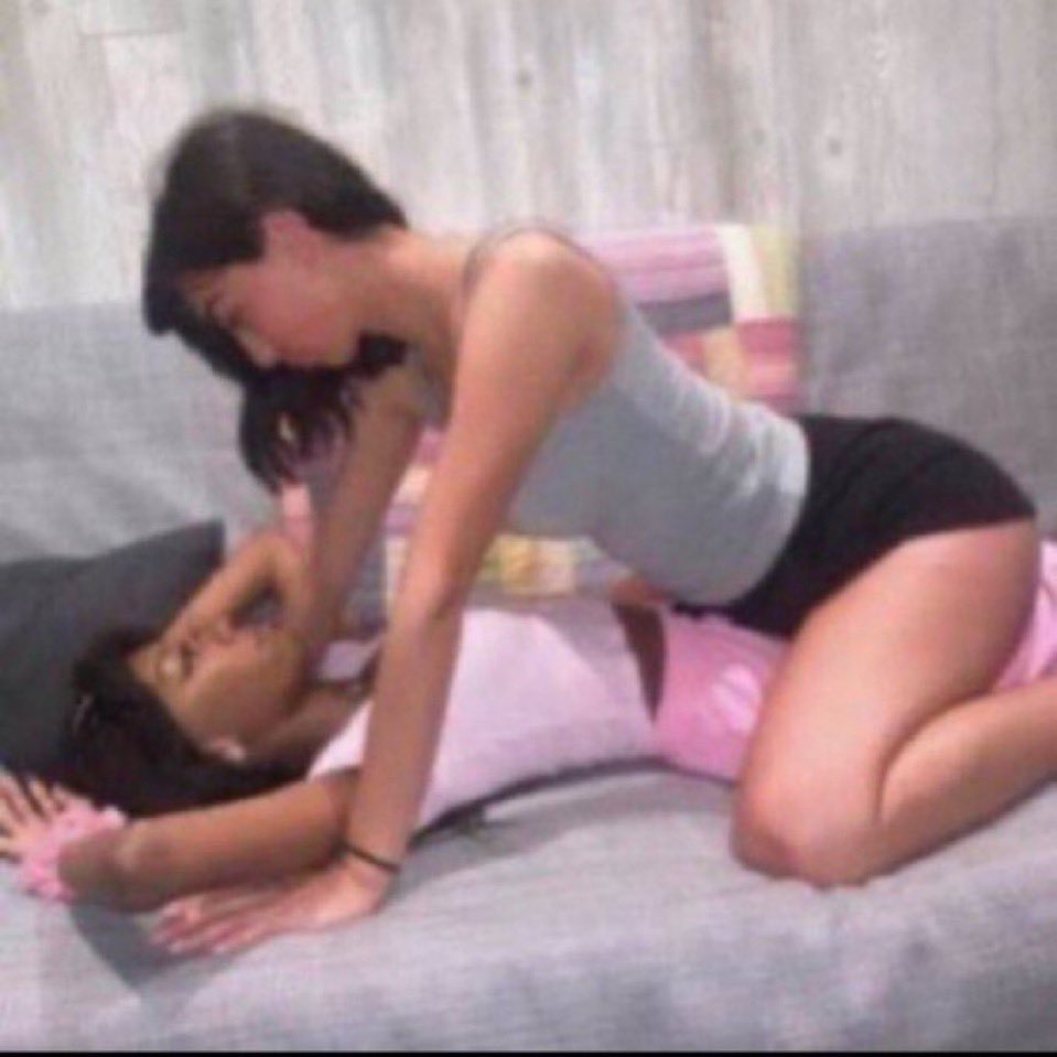 moi et ttes mes mutues que je complimente sous ttes leurs photos