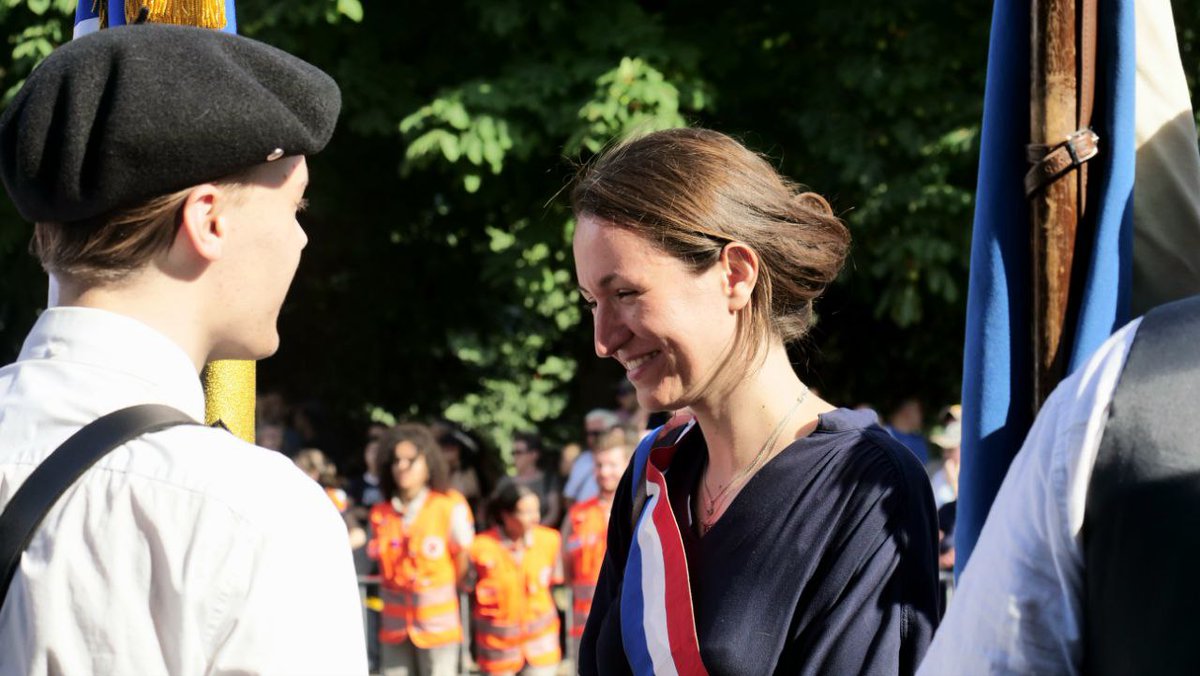 ManonMeunier_UP's tweet image. 14 juillet 1789, prise de la Bastille. Événement central de la Révolution, prélude de l'abolition des privilèges !
La République a été durement conquise. Elle fait notre commun, indispensable à la démocratie, à l'État de droit, bien trop souvent remis en question ces derniers…