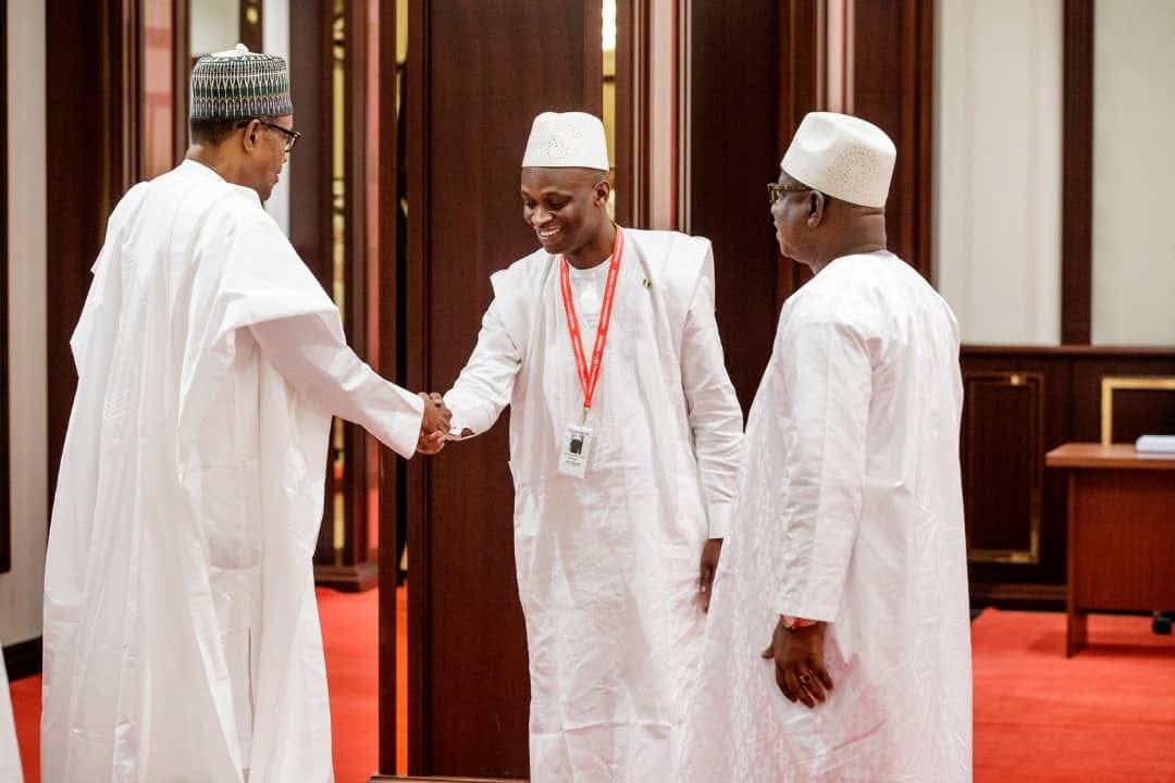 I offer my deepest condolence to the bereaved family, the people of Nigeria and all those who knew and loved the late President <a href="/MBuhari/">Muhammadu Buhari</a> 
He was indeed an affable statesman and a true patriot whose legacy of integrity and selflessness will endure forever.  RIP PMB!