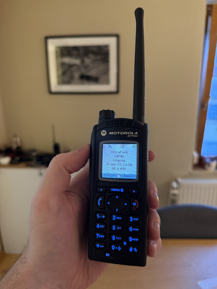 I'm now also QRV with TETRA. APRS also runs on the Motorola MTP850. 

My Tetra/DMR is: 2635074 
DA6BOC