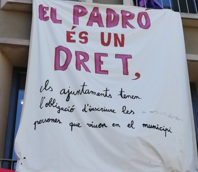 <a href="/CoordiBarrios/">COORDINADORA de BARRIOS</a> <a href="/RSAcogida/">Red Solidaria de Acogida</a> <a href="/CaravanaMigrant/">Caravana dl Migrante</a> <a href="/ObrimFrontVlc/">Obrim Fronteres</a> <a href="/oeebizkaia/">Ongi Etorri Errefuxiatuak Bizkaia</a> <a href="/DodouGeum/">Geum Dodou</a> <a href="/MariaMartinD/">María Martín</a> <a href="/NikoCastellano/">Nicolás Castellano</a> <a href="/patrisimone/">Patricia Simón</a> <a href="/olgarodriguezfr/">Olga Rodríguez Francisco ✍️</a> <a href="/noti_obreras/">Noticias Obreras #VenyloVerás</a>