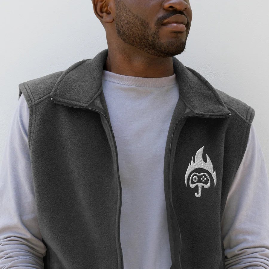 JFDalen's tweet image. Layer up with confidence.
You can’t go wrong with this Men’s Columbia fleece vest—a modern classic perfect for cold-weather layering.
With soft fleece fabric and secure zippered pockets, it’s ready for wherever your adventure takes you.

#ColumbiaGear #FleeceVest #LayerUp