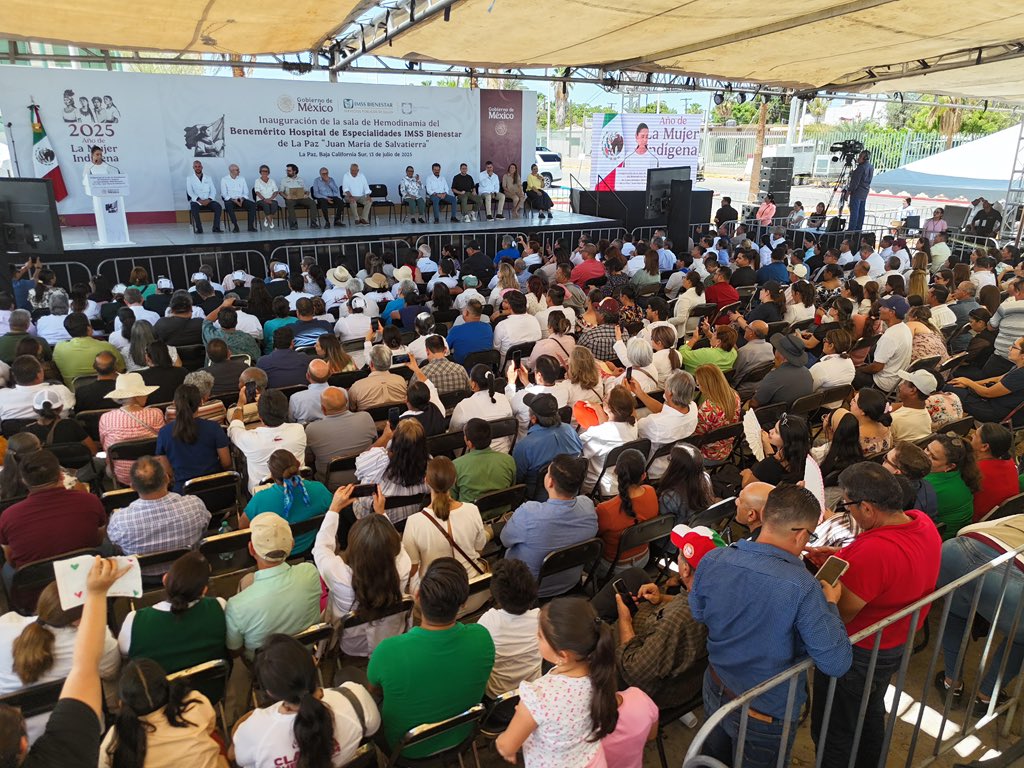 rosaicela_'s tweet photo. En #BajaCaliforniaSur la Presidenta @Claudiashein inauguró la nueva Sala de Hemodinamia en el Hospital de Especialidades del @IMSS_Bienestar, en #LaPaz. El @GobiernoMX sigue fortaleciendo la infraestructura médica. 🏥🫀🇲🇽 @VictorCastroCos @SSalud_mx @AlexSvarch @zoerobledo @EduardoClark @carlosgtorres_ @Birmex @quirogamilena_