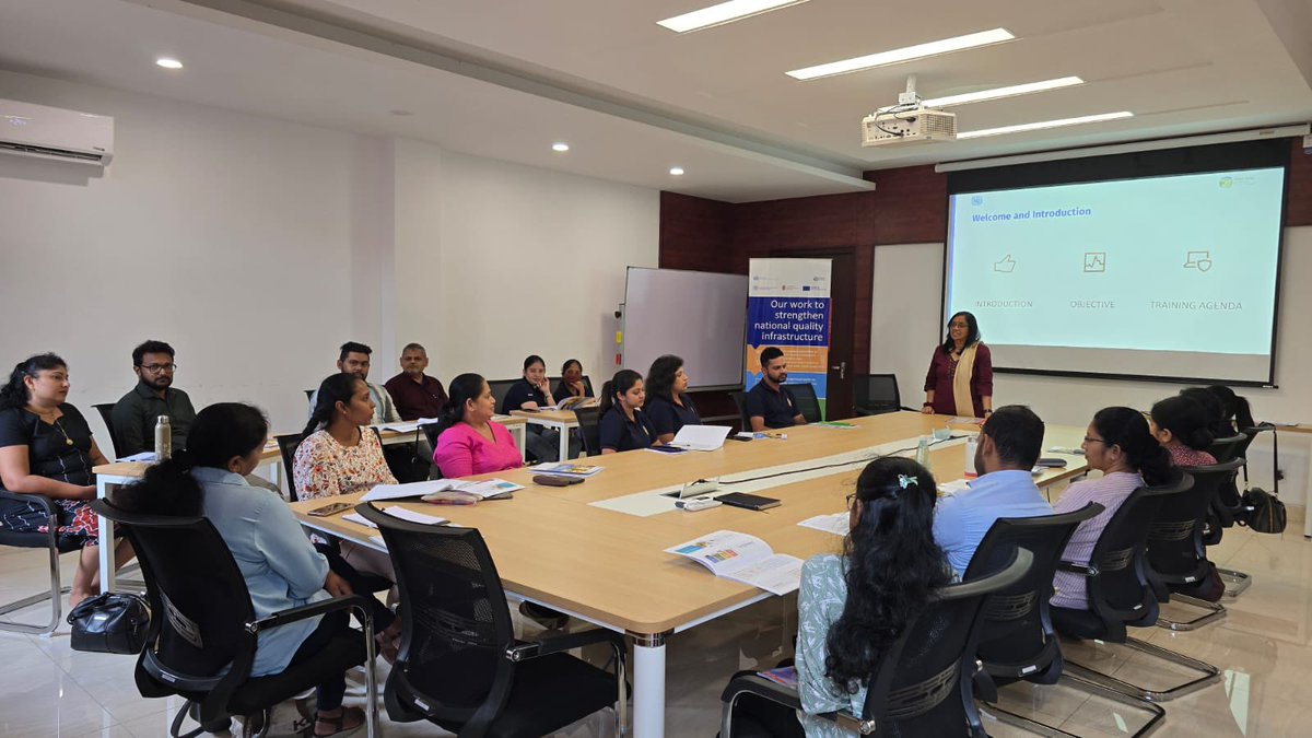 The final session of the Laboratory Safety Management training at JRDC, Peradeniya was concluded under the <a href="/EU_in_Sri_Lanka/">EU in Sri Lanka</a> funded #BESPAFOOD project, with 25 trainees completing the programme.