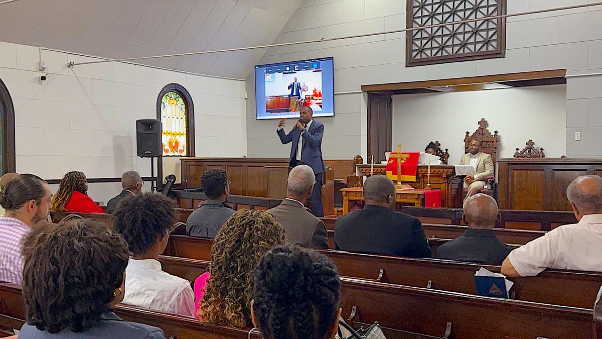 DelgadoforNY's tweet image. Powerful morning with Rev. Dr. Damond Wilson and @SenatorLeaWebb at AME Zion Church in Binghamton. Together, we celebrated the spirit of unity and hope driving positive change in our region.