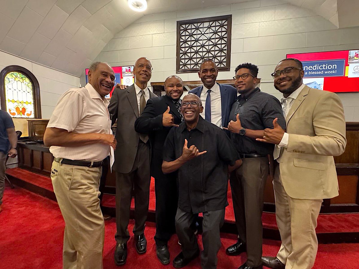 DelgadoforNY's tweet image. Powerful morning with Rev. Dr. Damond Wilson and @SenatorLeaWebb at AME Zion Church in Binghamton. Together, we celebrated the spirit of unity and hope driving positive change in our region.