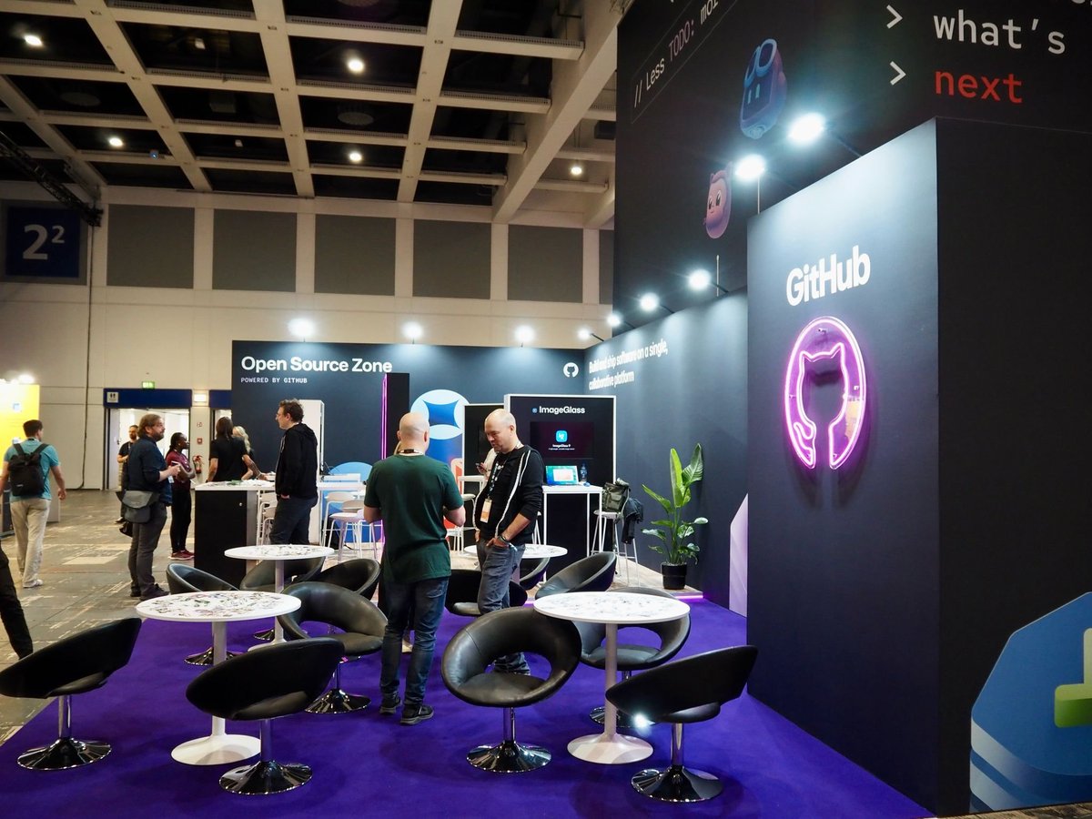 duongdieuphap's tweet image. I&apos;m back from @WeAreDevs World Congress 2025. Thanks @github for having me in the #OpenSource Zone.
Also, it&apos;s my first time joining the #OpenSourceFriday livestream, though the sound didn&apos;t quite cooperate:
➡️youtube.com/live/Q-j1jGL7_…

#WeAreDevelopers