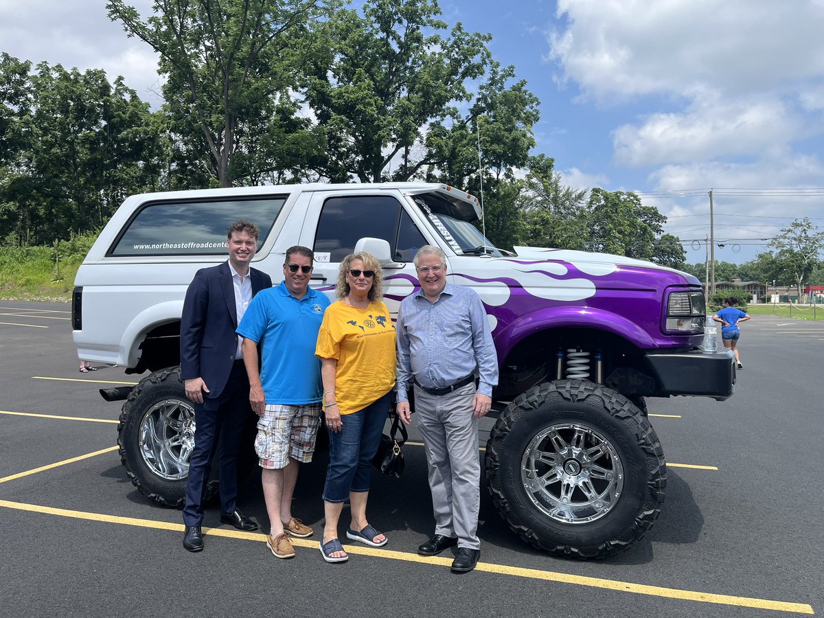 MarkSvensson's tweet image. Honored to attend the 12th annual Anthony Amoros Car Show alongside numerous members of the community and elected officials. The Amoros family took the unspeakable tragedy of losing their son and responded by advocating for the passage of a used car airbag law, which culminated…