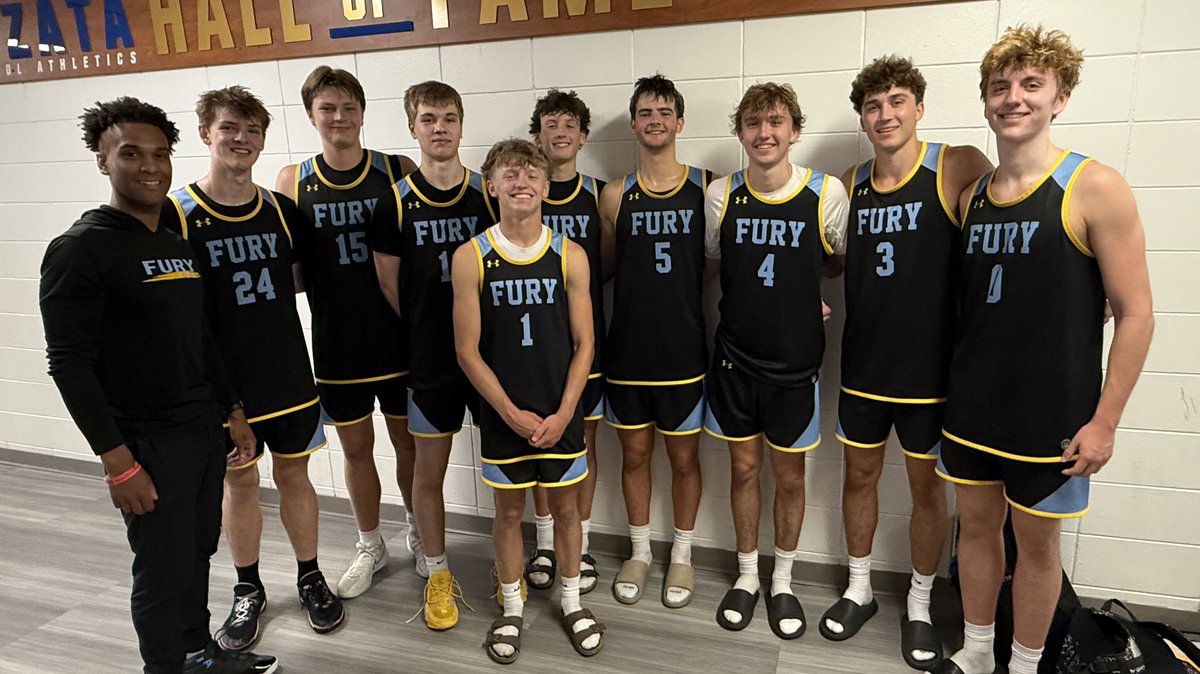 CRay512's tweet image. Fury Reyes finishes the prep hoops 2k25 going 4-0 and winning pool B.  Wasn’t our best brand of basketball, but it was our most resilient effort of the year. Couldn’t be more proud of this team! 28-9 going into our last tournament of the year! #FuryFam
