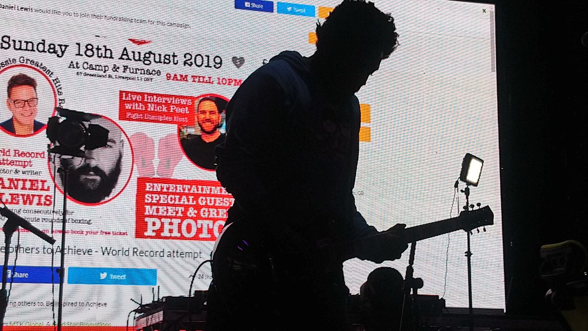 Making music in the shadows
#TosinTrio
🎸🥁🎸⚠️
👕 shop.tosintrio.com/collections/all
🎧    open.spotify.com/track/7iEGhcWn…