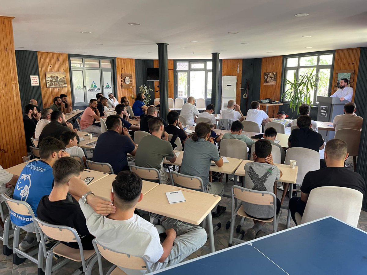 Bursa İnegöl’de Müslüman kardeşlerimizin eğitim kampına misafir olduk.

Allah’a ve ahirete iman etmenin hakikati hakkında hasbihal ettik.

Rabbim razı olacağı imanı hepimize ihsan etsin.