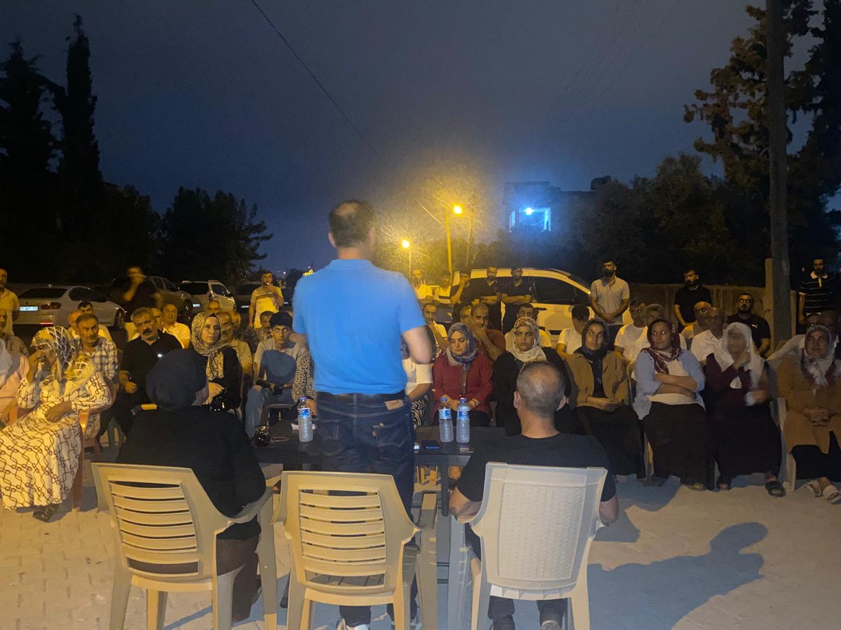 DEM PARTİ HATAY İL ÖRGÜTÜ (@dempartihatay) on Twitter photo Demokratik toplum inşa süreci kapsamında Dörtyol, Karakese Mahallesi’nde halkımızla bir araya geldik. Ortak yaşam ve demokratik toplum anlayışıyla gerçekleştirdik. halkın birliği, yeni yaşam umuduyla halk buluşmamızı dayanışma ve eşitlik şiarıyla sürdürdük.
<a href="/KeremNalbant2/">Kerem Nalbant</a> Demokratik toplum inşa süreci kapsamında Dörtyol, Karakese Mahallesi’nde halkımızla bir araya geldik. Ortak yaşam ve demokratik toplum anlayışıyla gerçekleştirdik. halkın birliği, yeni yaşam umuduyla halk buluşmamızı dayanışma ve eşitlik şiarıyla sürdürdük.
<a href="/KeremNalbant2/">Kerem Nalbant</a>