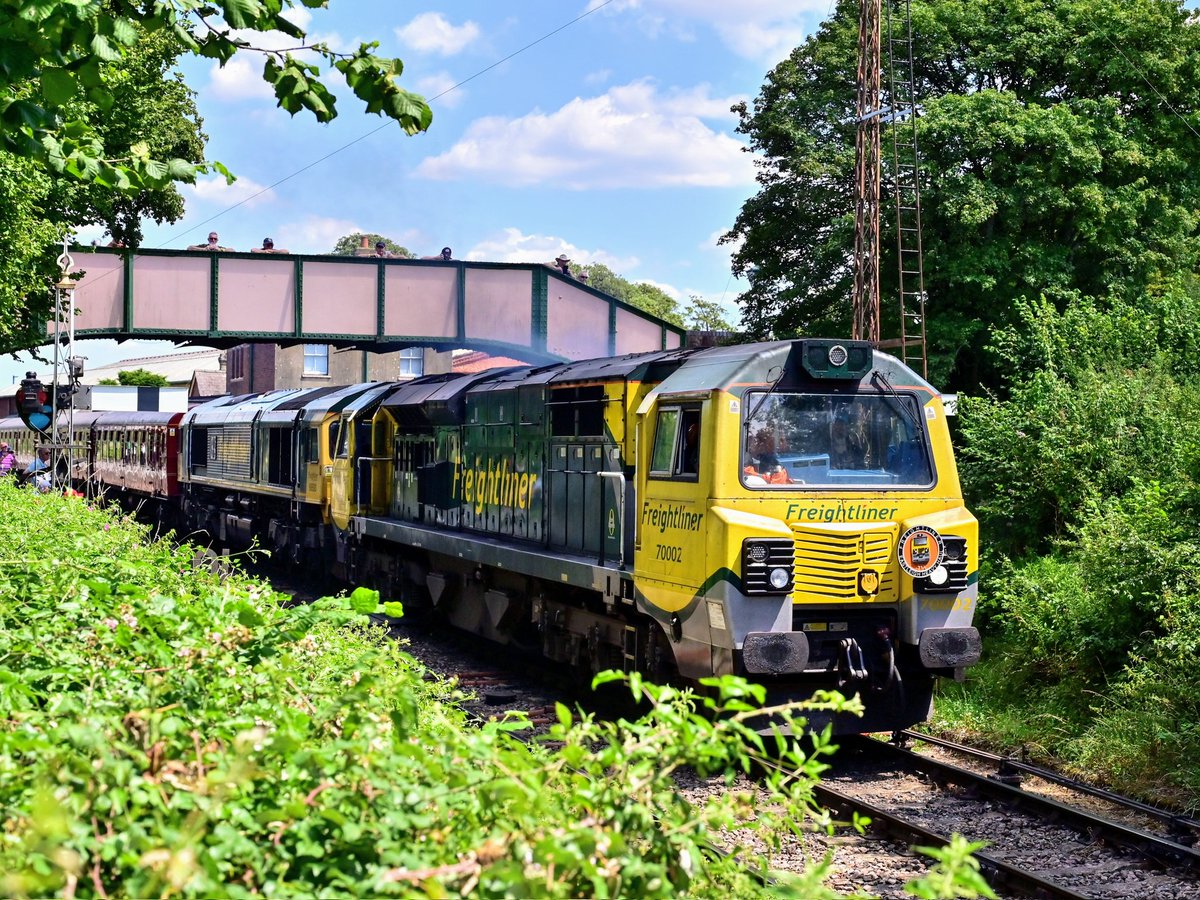 Some scenes from Ropley during Friday's visit to the Mid Hants Railway Diesel Gala. D1015 makes a calm departure towards Alton, 08377 prepares to form a shuttle to Alresford, and 70002 leads 66593 onwards to Alresford. (11/07/25)