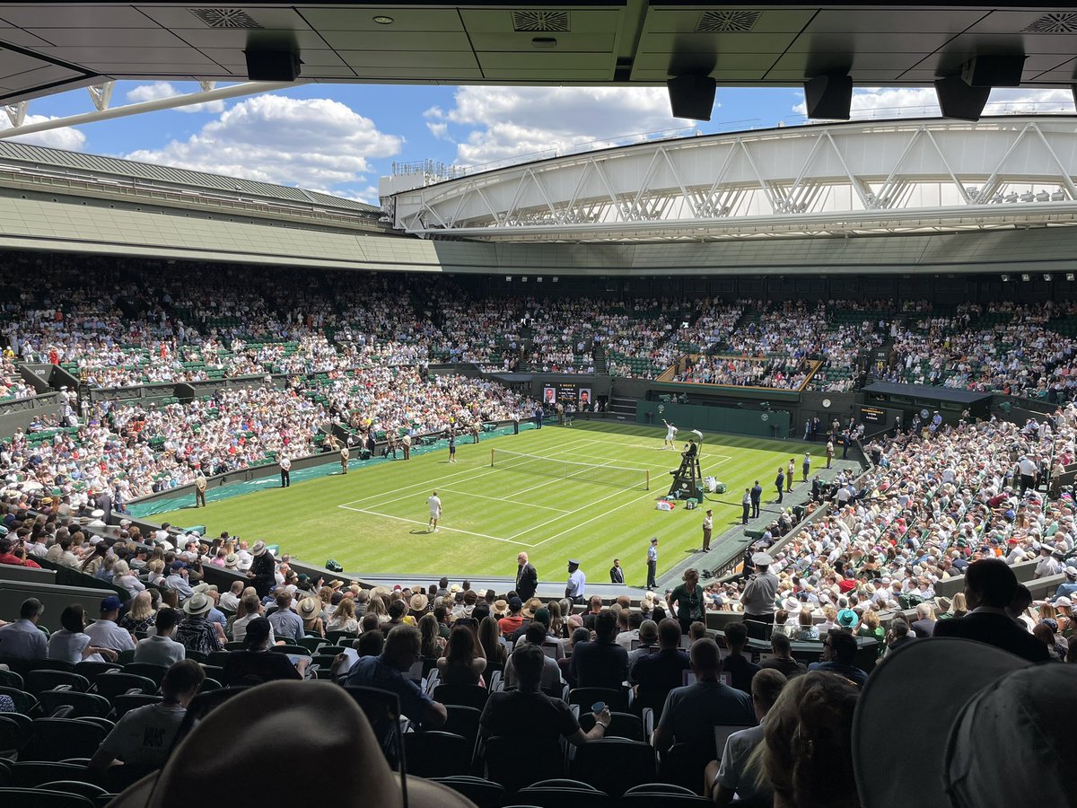 Beatlesforkale's tweet photo. Another end to another year - thank you @tennisjames85 for helping us with tickets to a stunning Day 4 of the championships. Here’s to next year and the 3 ballots in September! https://t.co/WPEBtXjMib