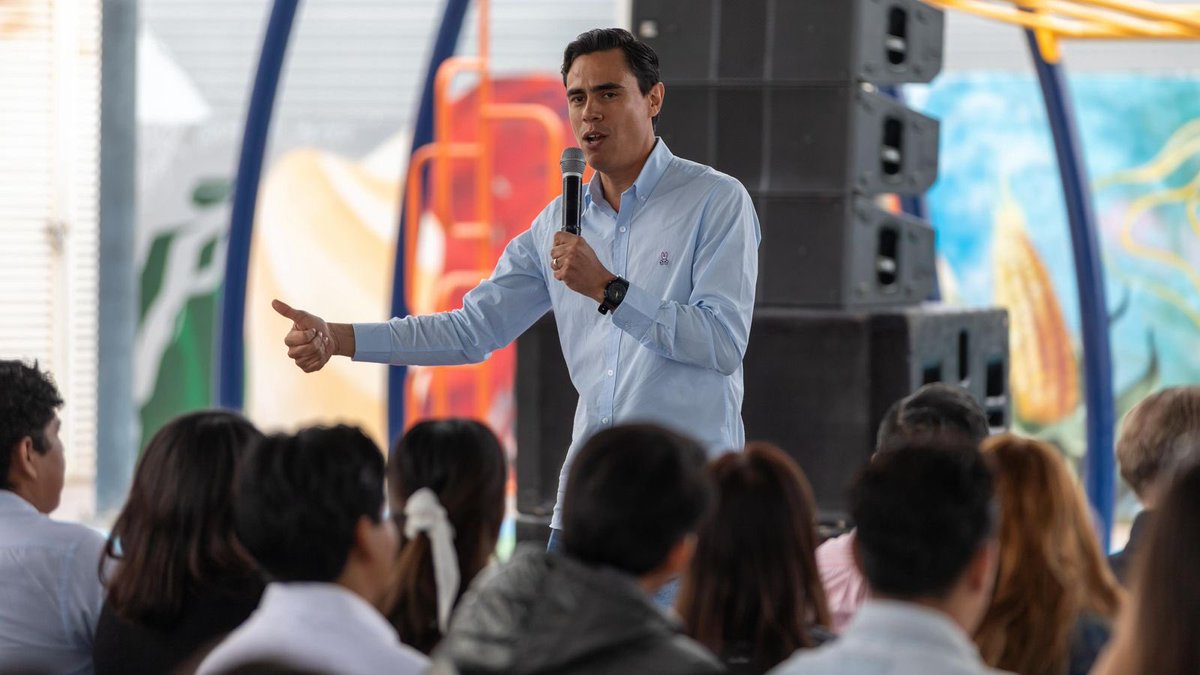 Juan Carlos Martínez Terrazas, Secretario Nacional de Fortalecimiento Interno, asistió por parte del CEN del PAN, a la Reunión Informativa del Comité Municipal en Querétaro.👏🏻

Dialogamos sobre la propuesta de Reforma de Estatutos y los trabajos que estamos realizando para