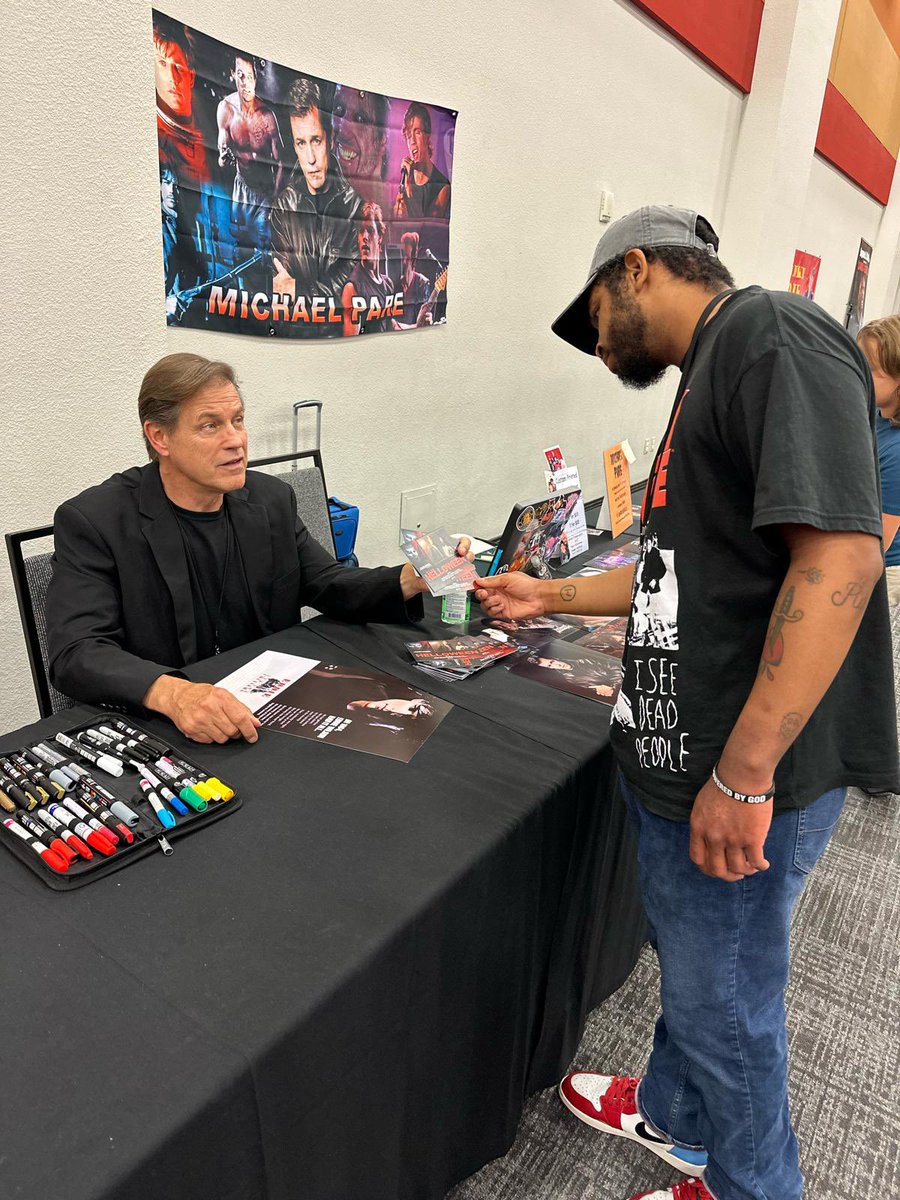 ShogunFilms's tweet image. The legendary Michael Paré promoting our latest movie HELLOWEEN at Mad Monster convention in Arizona this weekend! Release details very soon!