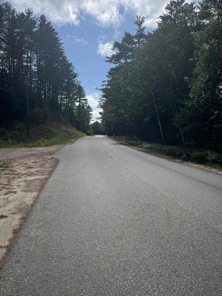 Neal_Lab's tweet image. First run in at GRS/GRC molecular membrane biology conference. GRS has been an amazing start to an exciting week ahead! #GRC #ProctorAcademy