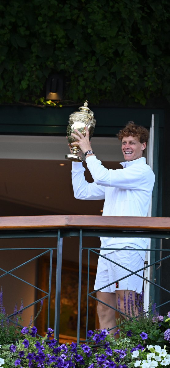 TennisWPHQ's tweet image. 🇮🇹 Jannik Sinner | #Wimbledon 2025 Final | Tennis Wallpapers 📱
@janniksin | #ATP