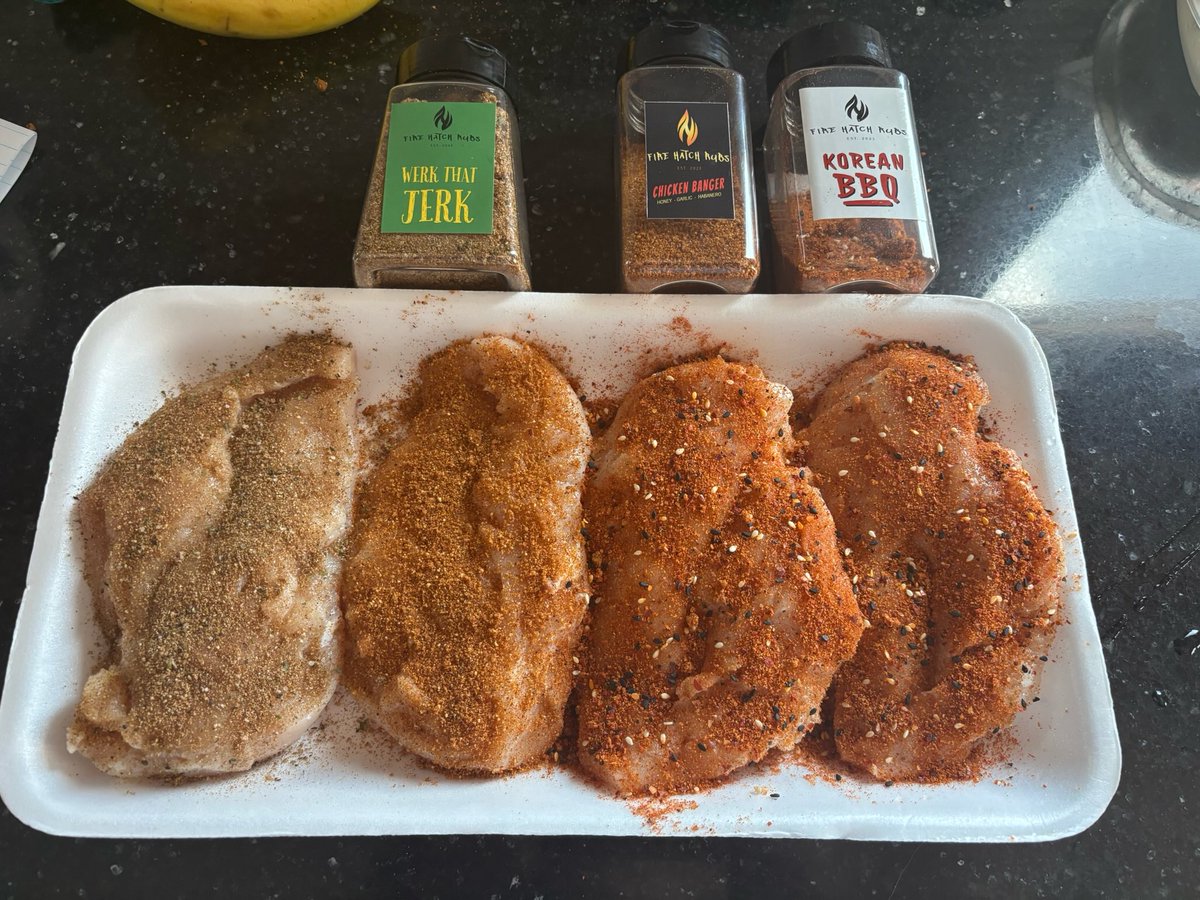 Giant chicken tiddies prepped and ready to go 🔥🔥 ⁦<a href="/FireHatchRubs/">Fire Hatch Rubs ™</a>⁩
