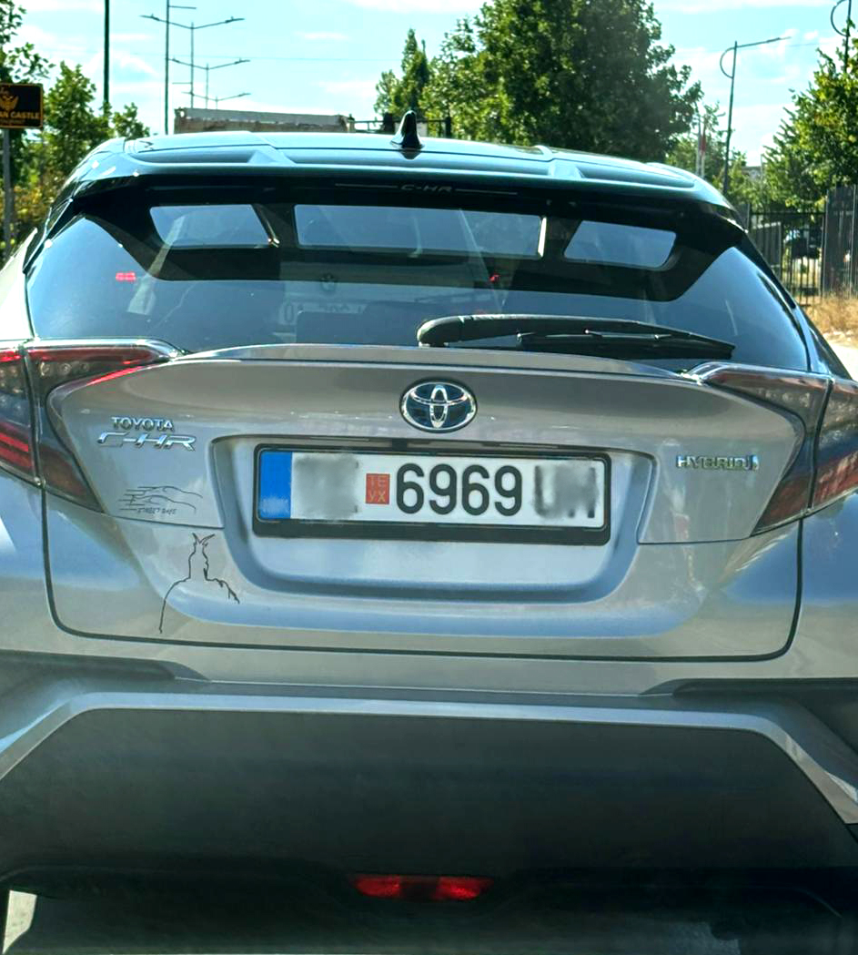 Open display of intimacy.