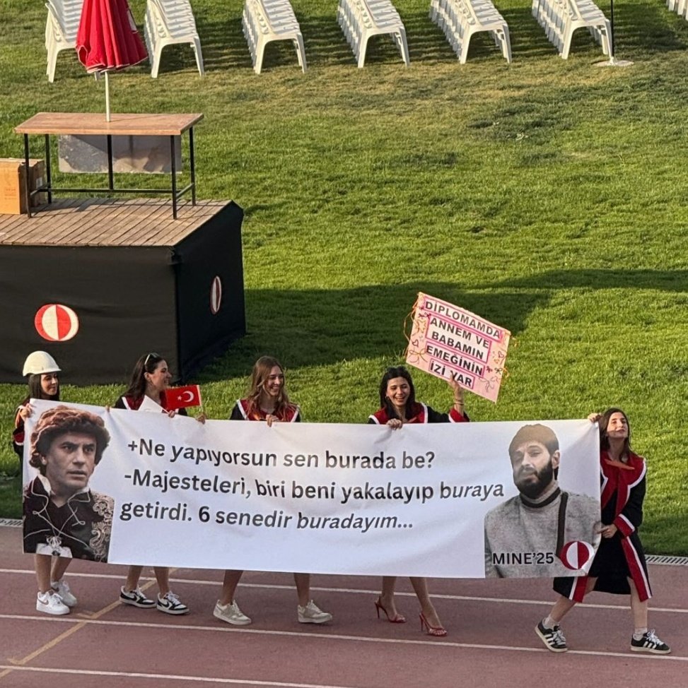 messi_delisi's tweet photo. Bayıldım buna jsşdkfldngklcşdis
#Prens https://t.co/02BLRaN9dL