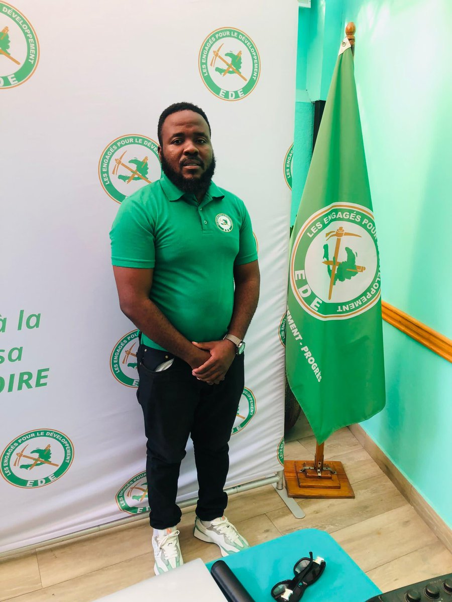 Yon mwa aprè remaniman nan Kòdinasyon kominal EDE nan Kwadèboukè, jodi dimanch 13 jiyè 2025 lan, Kòdinasyon an te reyini okonplè nan sal konferans Claire Heureuse, ki nan lokal Pati Politik EDE. Yon rankont ki reyisi ak siksè,
Toujou nan objektif pou n mete EDE nan tout lokalite.