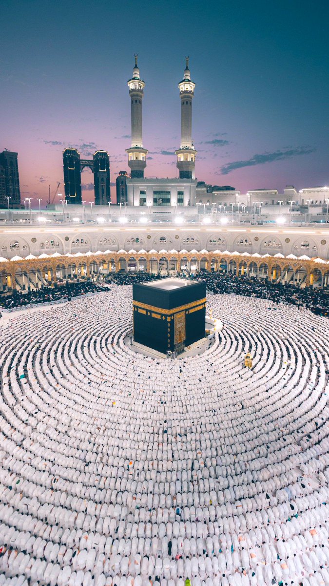 Rabii_hun's tweet photo. ALLAH is the KING of kings ❤️ https://t.co/uuzRZjM5ot