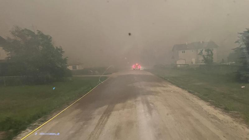Montreal Lake Cree Nations evacuates priority residents due to wildfire smoke dlvr.it/TLvHwm