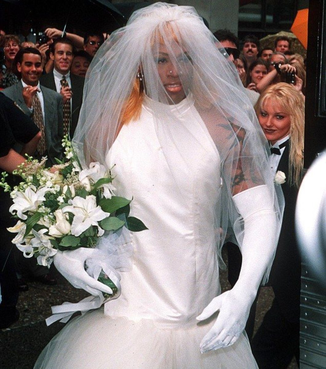 TheDribble_XLIV's tweet image. EDITORIAL**
Dennis Rodman:
Professional basketball’s original Social Medial Influence Rebounder & Tunnel Fit Trailblazer.
Works include NBA 5 x Champion, 2 x All Star, 2 x Defensive Player of the Year, 7 x Rebounding Champion, Naismith Memorial Basketball Hall of Fame