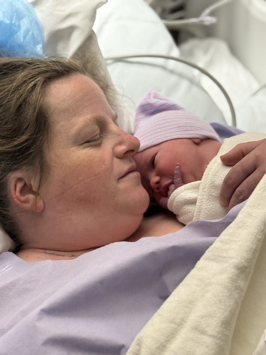 TundraTactica1's tweet image. Yesterday at roughly 8pm we got to welcome Riley into the world after 38 weeks and 6 days of waiting!!
She and mom are both doing well, and recovering. 6lbs 11oz 19.5 inches!
Starting today, countless lives will be blessed with the pleasure of your company and the love in…